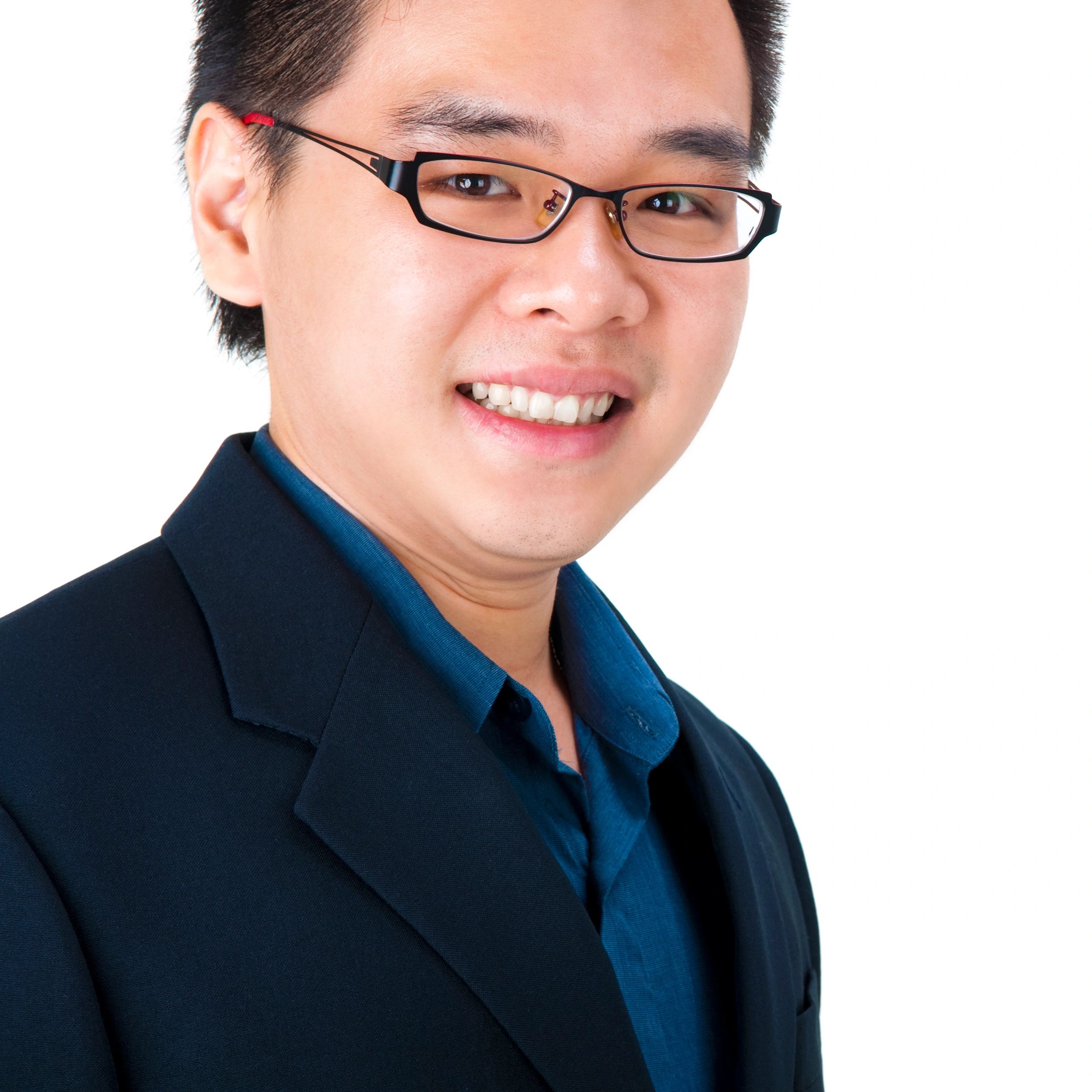 Portrait representing editorial review contributor